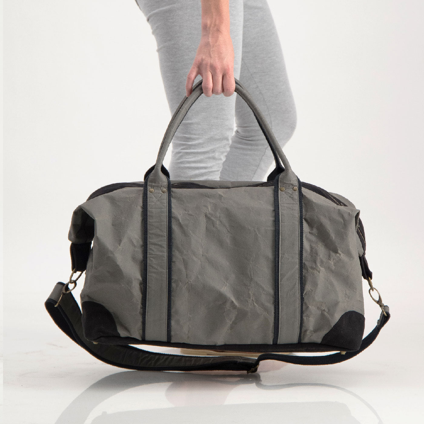 Travel Bag | aus recycletem Zementpapier